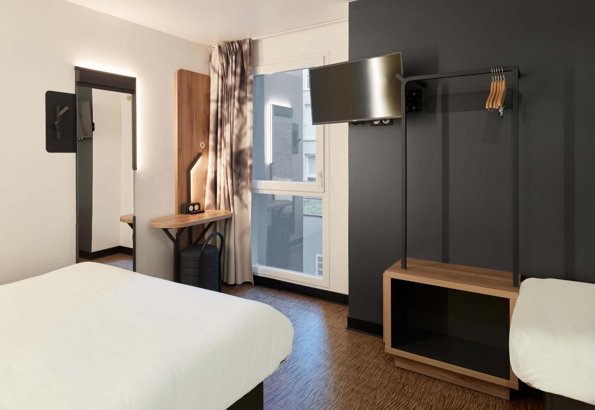 B&B Hotel Le Port Marly Saint Germain En Laye Exteriér fotografie